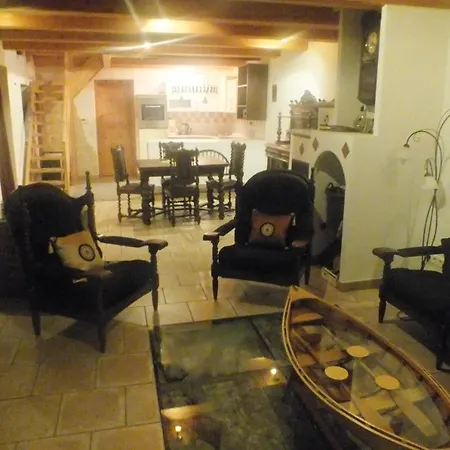 Rheinufer-lodge In Leverkusen-hitdorf-mit Blick Auf Den Rhein - Zentral An Der A1 Und Der 59 בית נופש לברקוסן